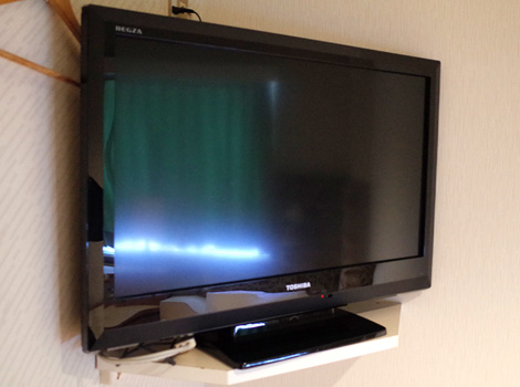 32インチ液晶テレビ